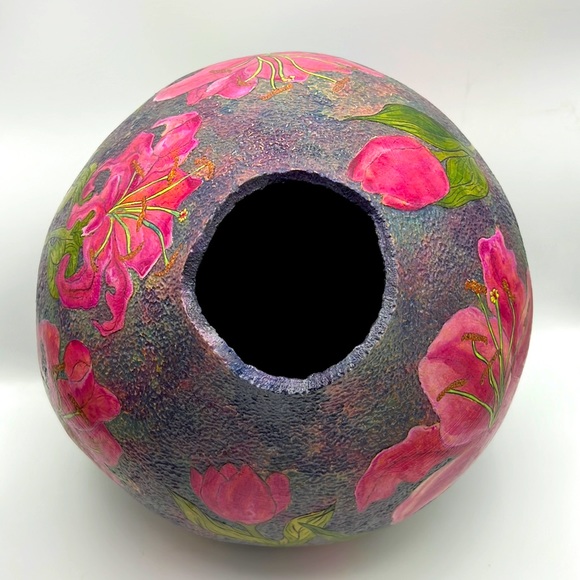 “StarGazer Lily Vase” Original Gourd Art Vessel / Vase Kristina Simkins ©2014 - Picture 15 of 17